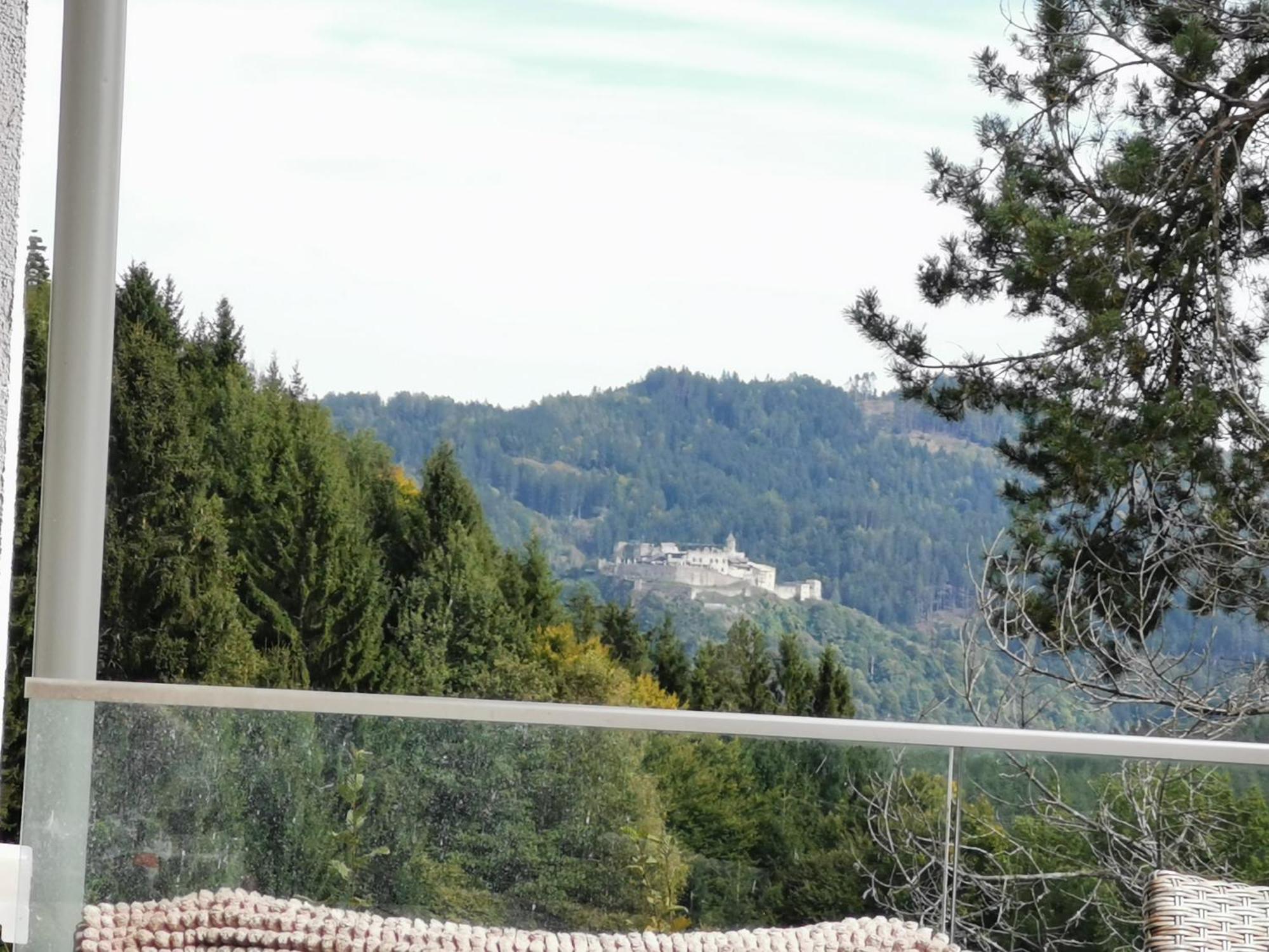Haus Mit Traumhaften Ausblick Villach Habitación foto